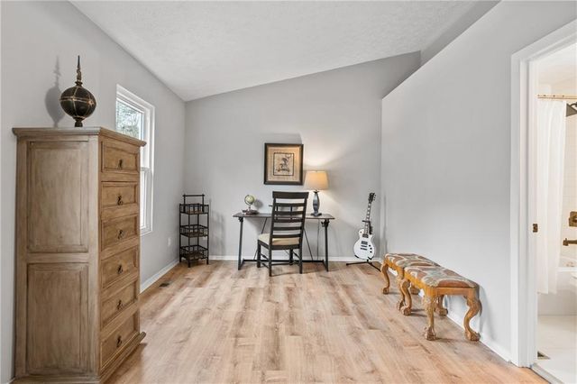 2506 Queen Anne Court, Sandy Springs, GA 30350