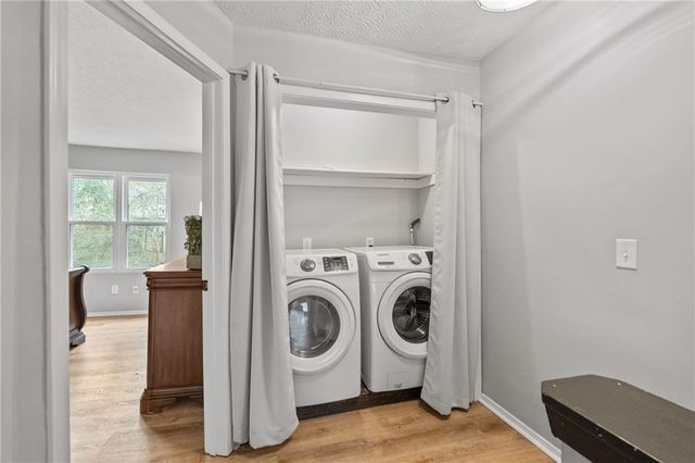 2506 Queen Anne Court, Sandy Springs, GA 30350