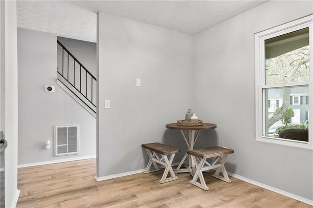 2506 Queen Anne Court, Sandy Springs, GA 30350