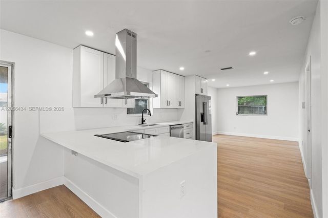 10660 Eureka Street, Boca Raton, FL 33428