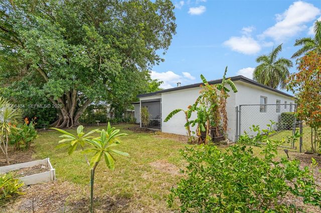 10660 Eureka Street, Boca Raton, FL 33428