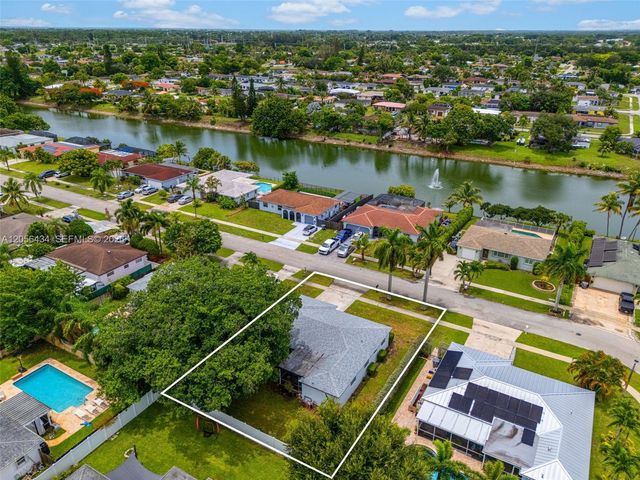10660 Eureka Street, Boca Raton, FL 33428