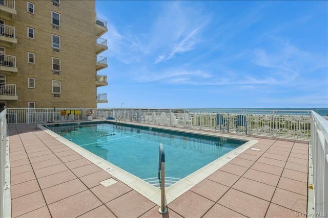 700 Shore Road 7P, Long Beach, NY 11561