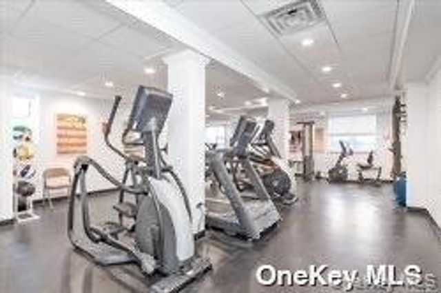 700 Shore Road 7P, Long Beach, NY 11561