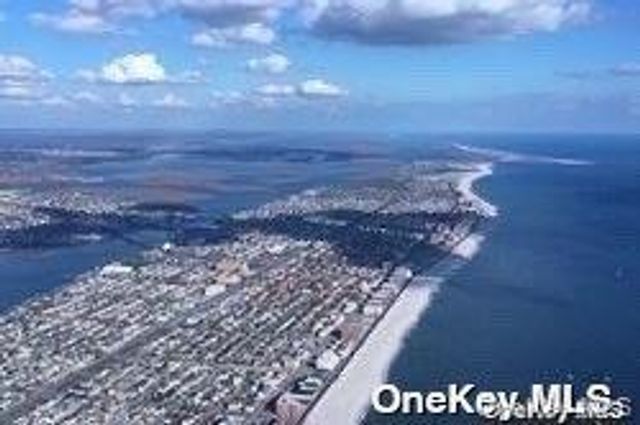 700 Shore Road 7P, Long Beach, NY 11561