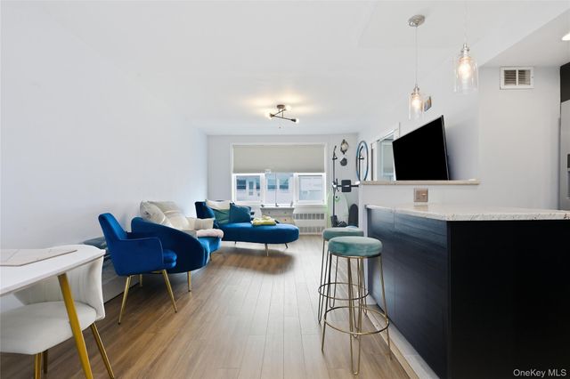 700 Shore Road 7P, Long Beach, NY 11561