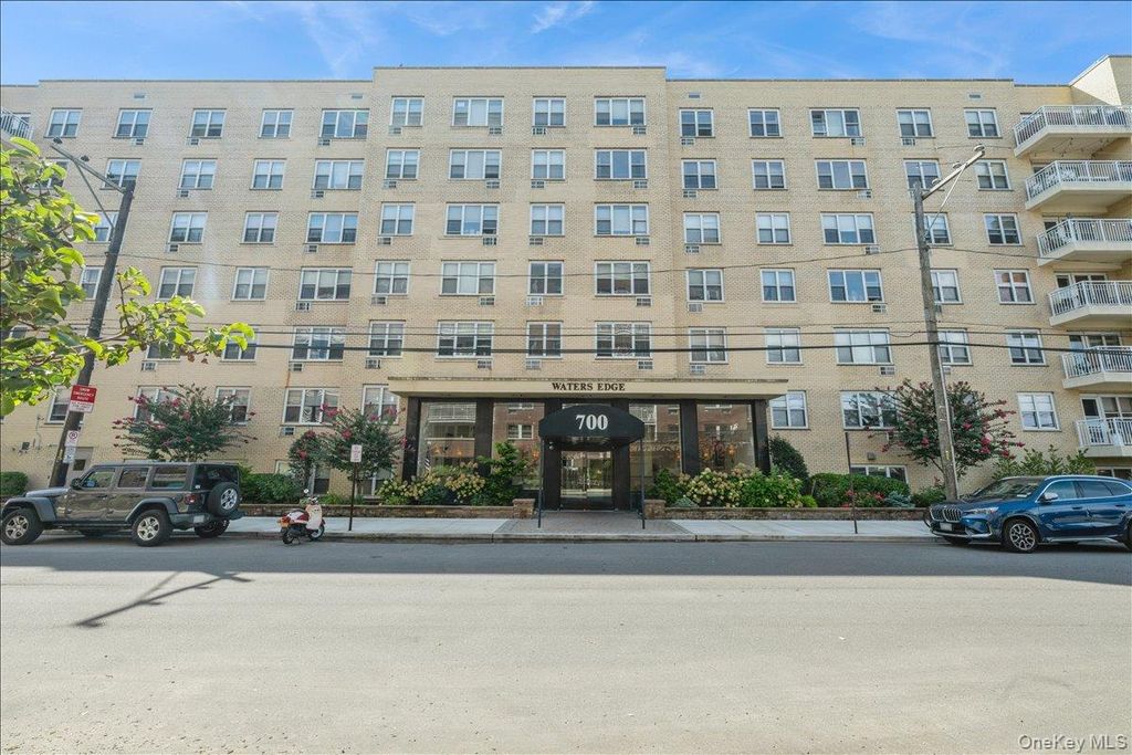 700 Shore Road 7P, Long Beach, NY 11561 — photo 2