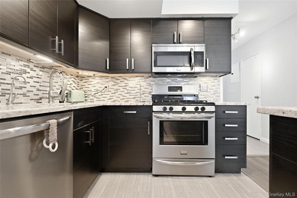 700 Shore Road 7P, Long Beach, NY 11561 — photo 5