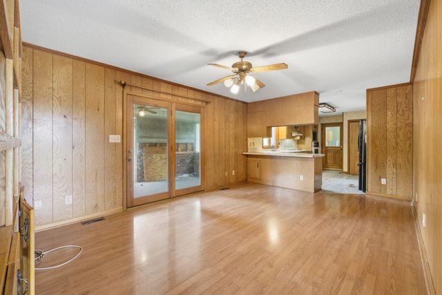 44 Moore Ln, Lynchburg, TN 37352