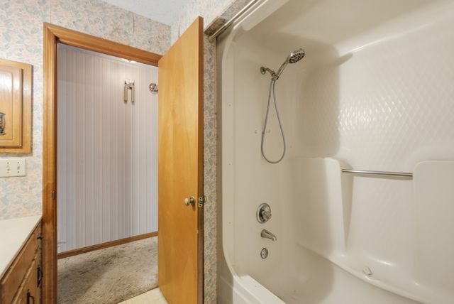 44 Moore Ln, Lynchburg, TN 37352