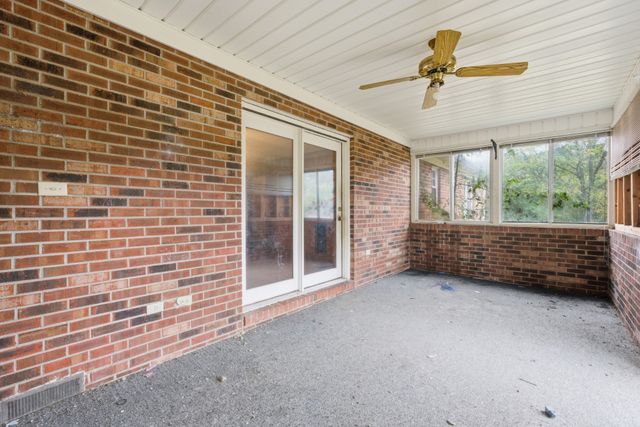 44 Moore Ln, Lynchburg, TN 37352