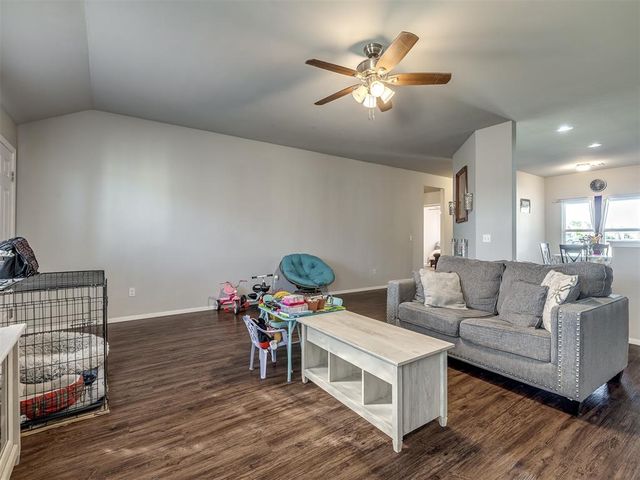 8021 NW 75th Street, Oklahoma City, OK 73132