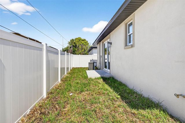 1145 29TH STREET S, St Petersburg, FL 33712