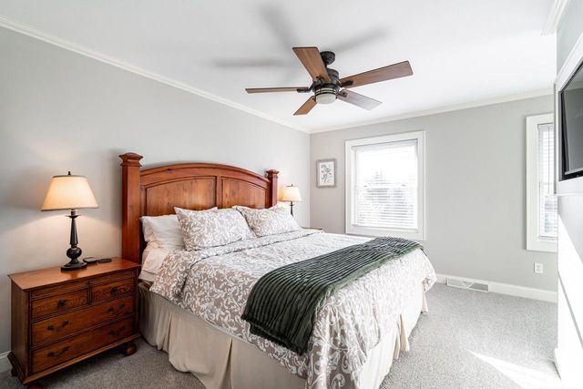 S76W16205 Bridgeport WAY, Muskego, WI 53150