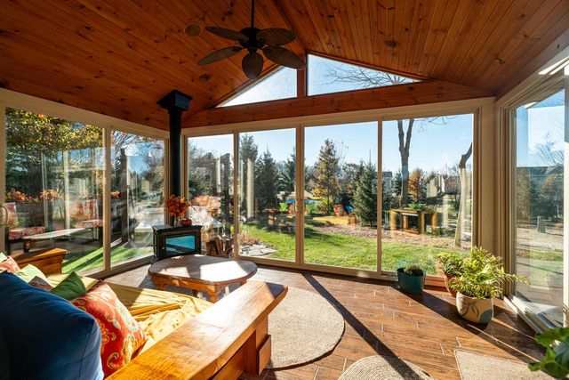 S76W16205 Bridgeport WAY, Muskego, WI 53150