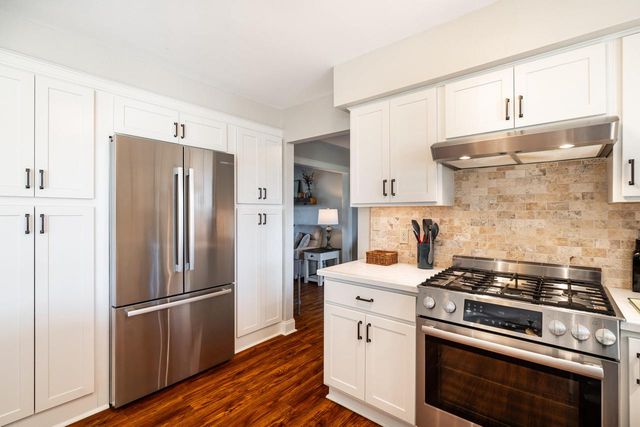 S76W16205 Bridgeport WAY, Muskego, WI 53150