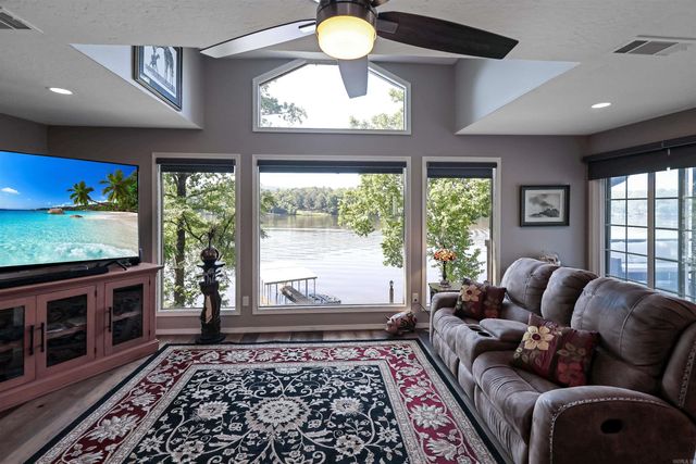 100 SILVERWOOD Point, Hot Springs, AR 71913