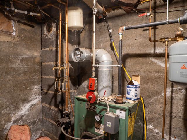 4 Old Dover Road, Rochester, NH 03867