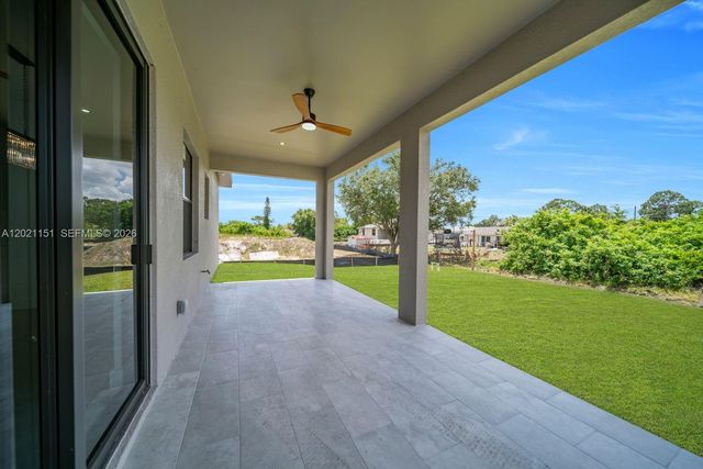 3115 2nd ST SW, Lehigh Acres, FL 33976