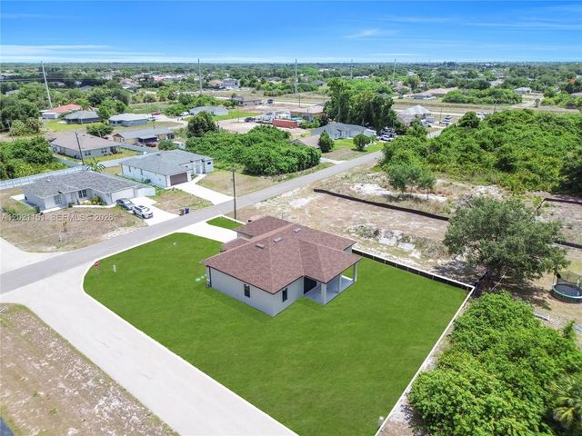 3115 2nd ST SW, Lehigh Acres, FL 33976
