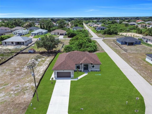 3115 2nd ST SW, Lehigh Acres, FL 33976