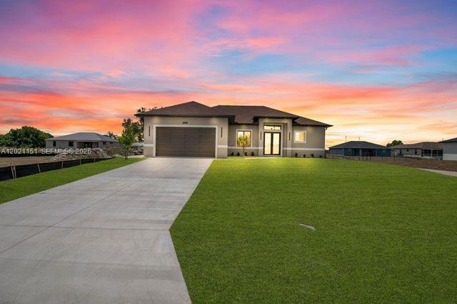 3115 2nd ST SW, Lehigh Acres, FL 33976