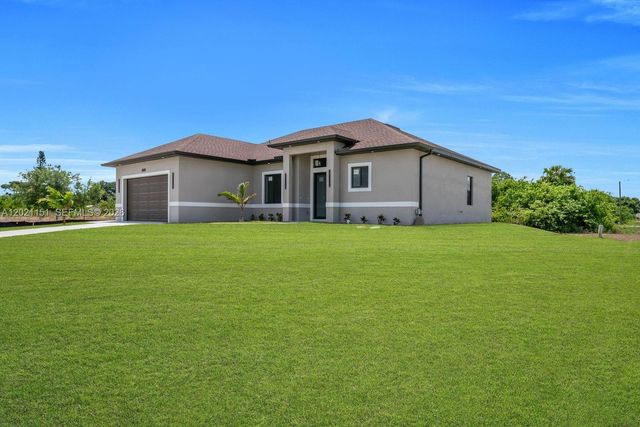 3115 2nd ST SW, Lehigh Acres, FL 33976