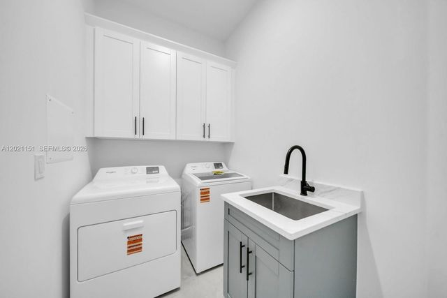 3115 2nd ST SW, Lehigh Acres, FL 33976