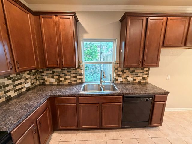 1310 Ainsley Way Drive, Pearland, TX 77581