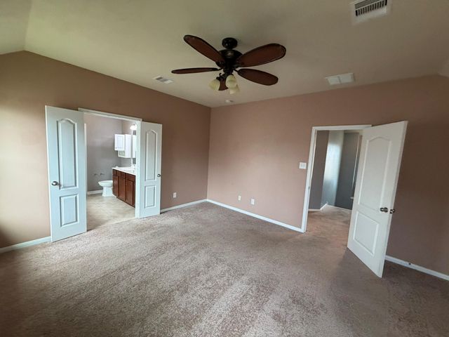 1310 Ainsley Way Drive, Pearland, TX 77581