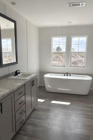 18990 NW 268th Street, Okeechobee, FL 34972