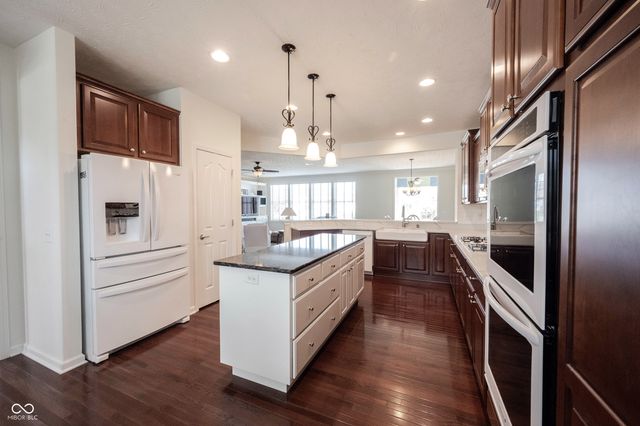 15330 Trebbiano Drive, Fishers, IN 46037