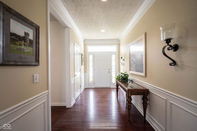 15330 Trebbiano Drive, Fishers, IN 46037