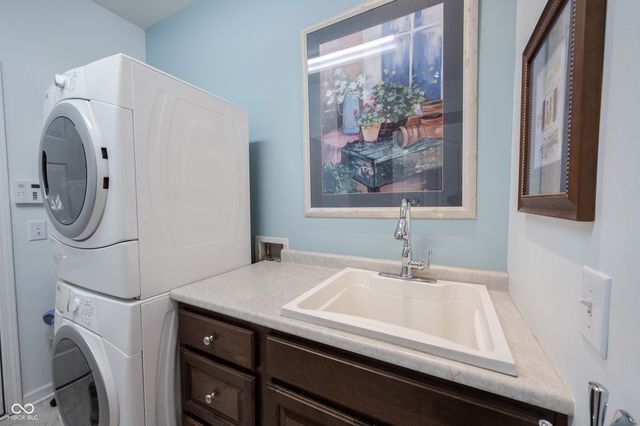 15330 Trebbiano Drive, Fishers, IN 46037