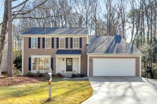 4935 Tanners Spring Drive, Alpharetta, GA 30022