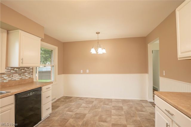 1615 Whipple Avenue NW, Canton, OH 44708