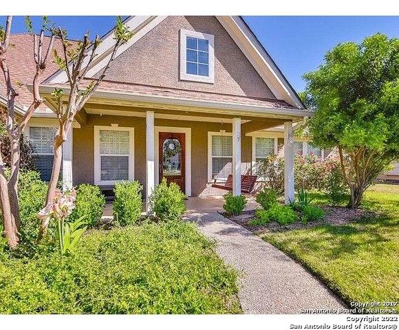 110 SURREY DR, Boerne, TX 78006