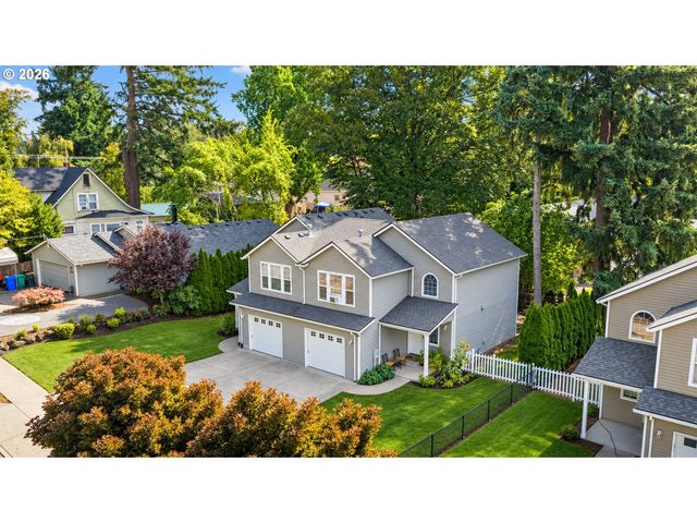 5228 Se HULL Ave, Milwaukie, OR 97267