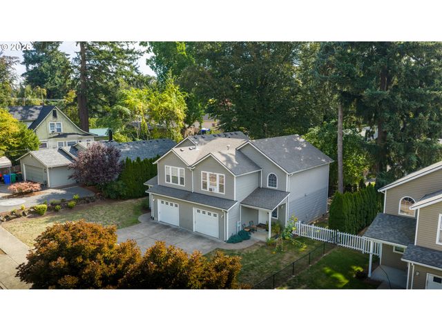 5228 Se HULL Ave, Milwaukie, OR 97267