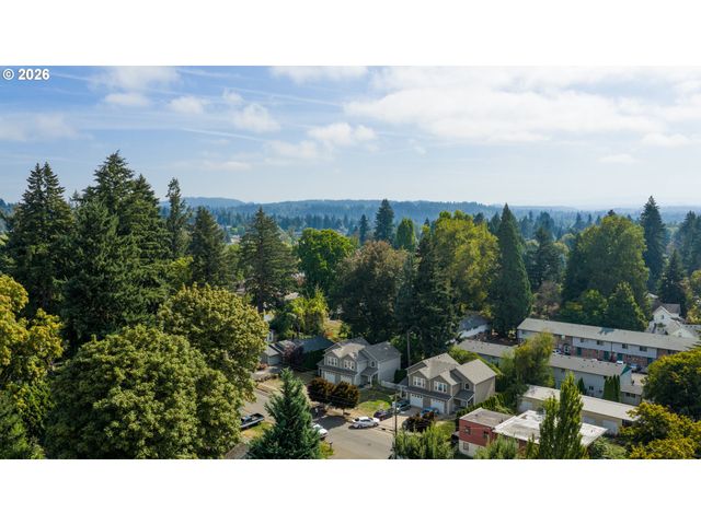 5228 Se HULL Ave, Milwaukie, OR 97267