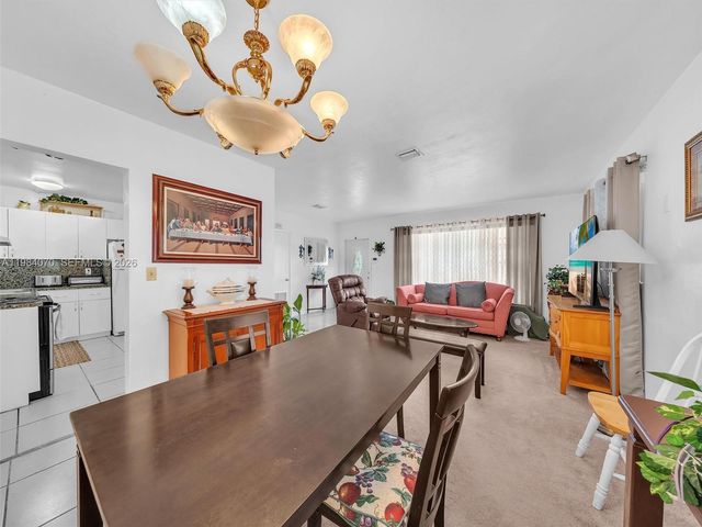 3281 NW 170th St, Miami Gardens, FL 33056