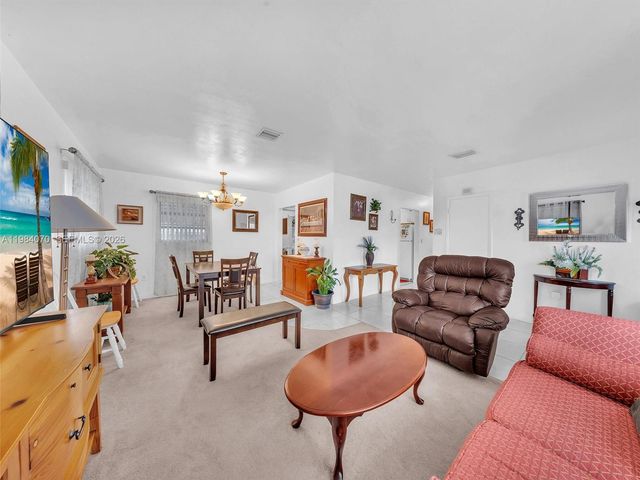 3281 NW 170th St, Miami Gardens, FL 33056