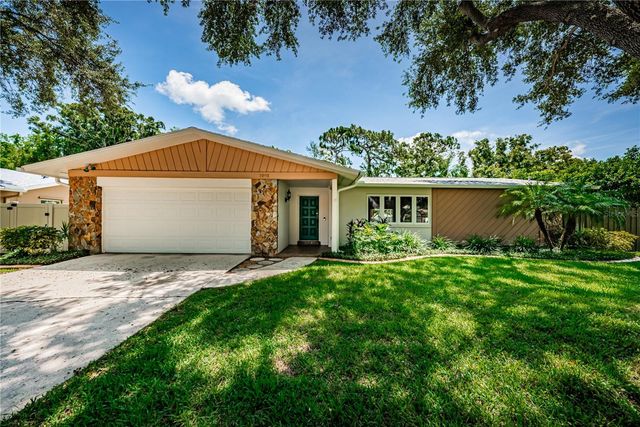 2093 ASHBURY DRIVE, Clearwater, FL 33764