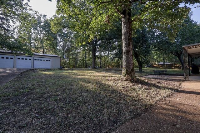 122 Dylark Dr, Waverly, TN 37185
