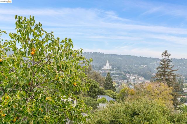 3720 Linwood Ave, Oakland, CA 94602