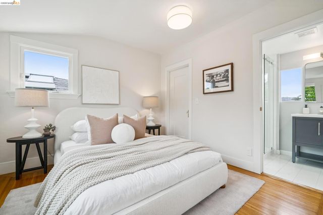 3720 Linwood Ave, Oakland, CA 94602