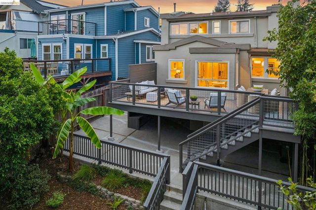 3720 Linwood Ave, Oakland, CA 94602