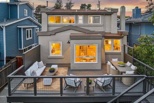 3720 Linwood Ave, Oakland, CA 94602