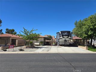11570 Wedgewood, Apple Valley, CA 92308