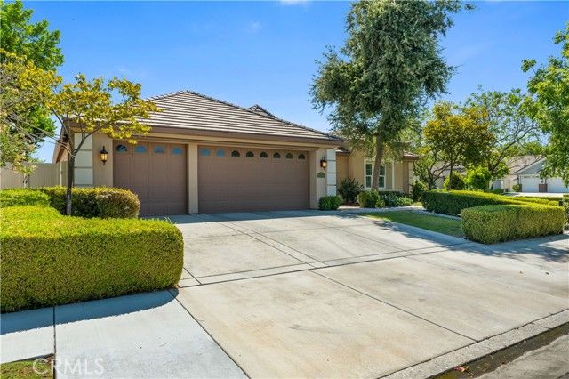 3112 Oakley Street, Bakersfield, CA 93311